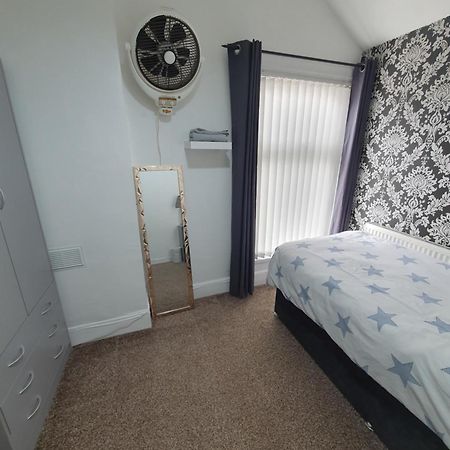 Private Room In Cardiff Kültér fotó